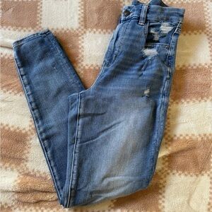 American Eagle Dream Distressed Skinny Jean Size 4